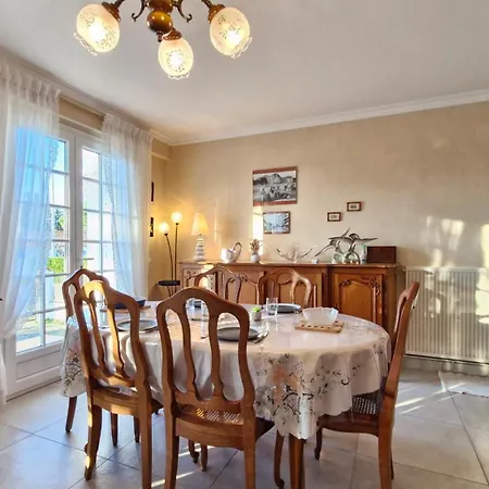 - Maison Vintage Avec Jardin Clos - Confort Et Authenticite * Royan