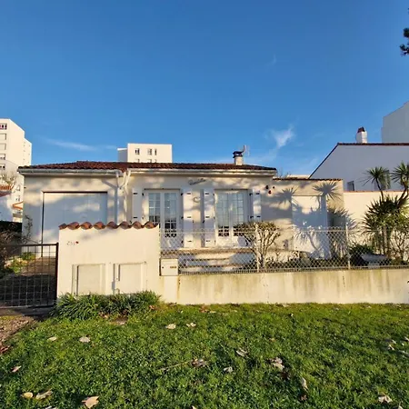 - Maison Vintage Avec Jardin Clos - Confort Et Authenticite * Royan